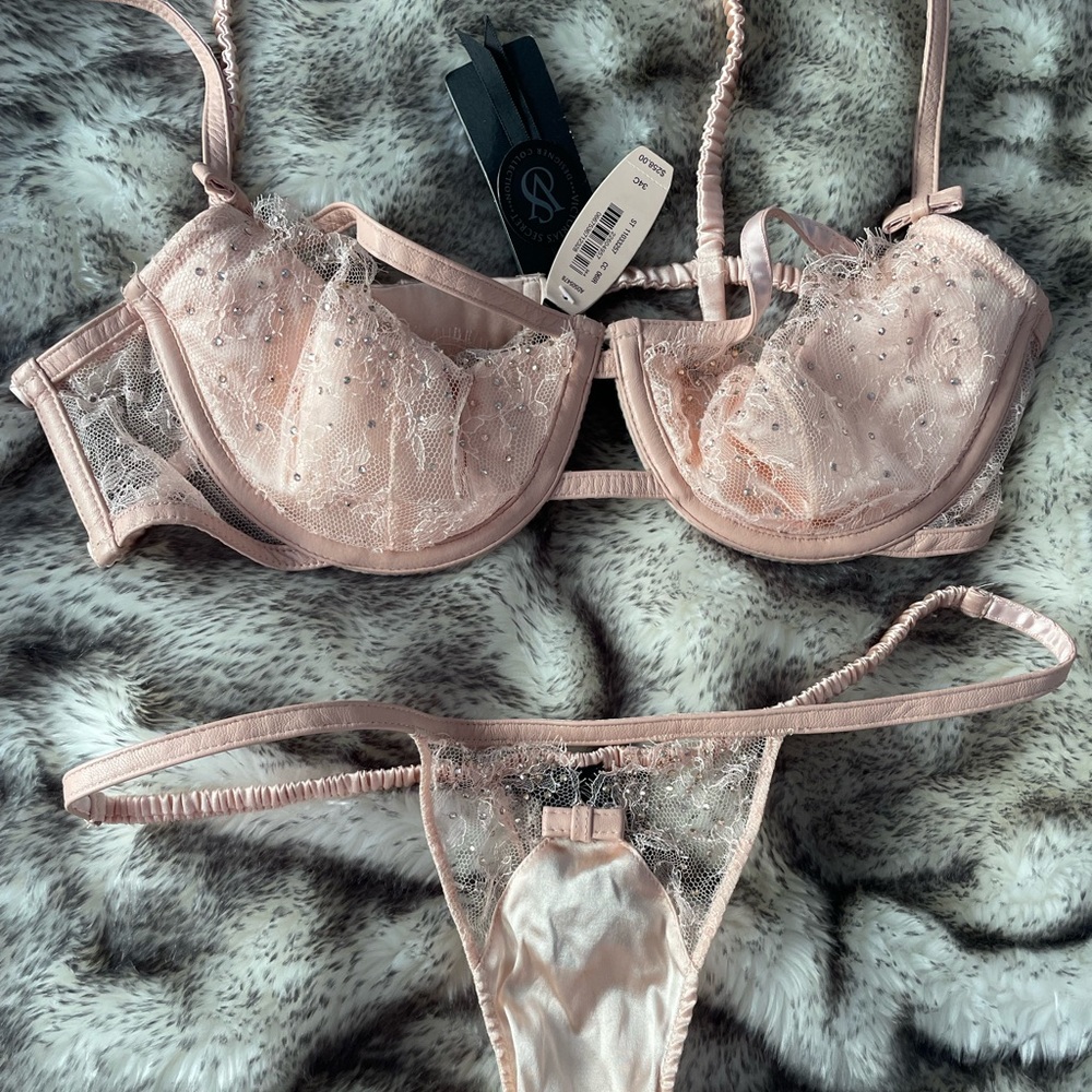 Victoria’s Secret bra thong set size 34C and small thong